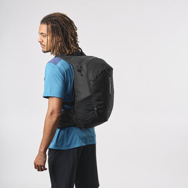TRAILBLAZER 20 Unisex Hiking Bag | Salomon