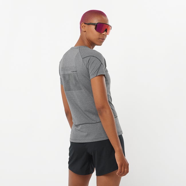(取寄) サロモン レディース クロス ラン ショートスリーブ Tシャツ - ウィメンズ Salomon women Cross Run Short-Sleeve T-Shirt - Women's Deep Black Heather CROSS RUN Women's Short Sleeve T-Shirt | Salomon