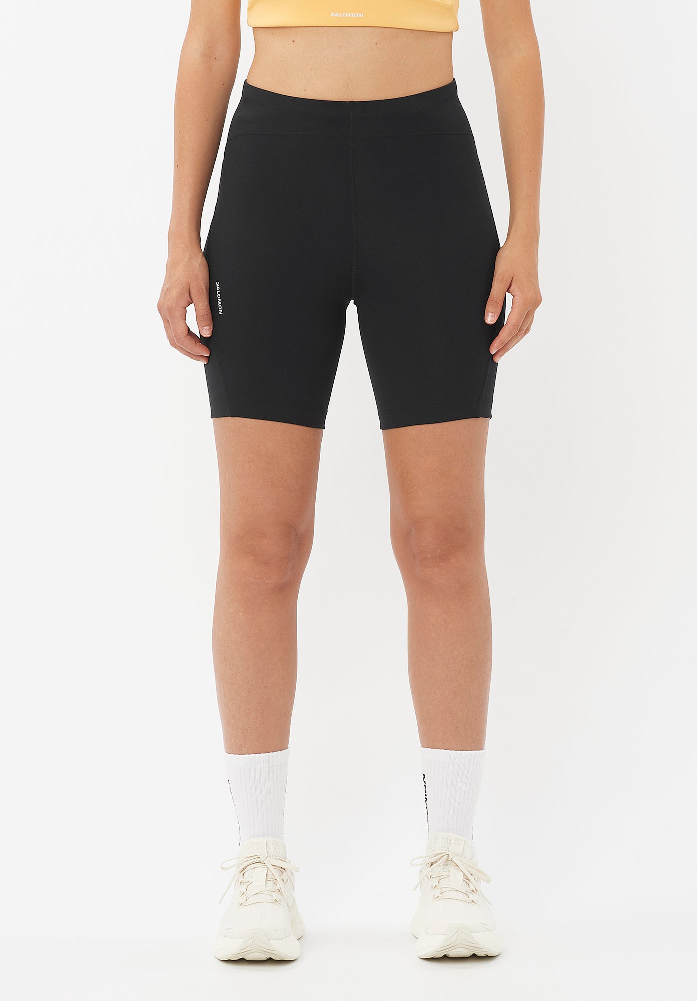 【SALOMON】 Shakeout Core Short Tights 6 Inch W /追跡付 SHAKEout CORE TIGHTS 6