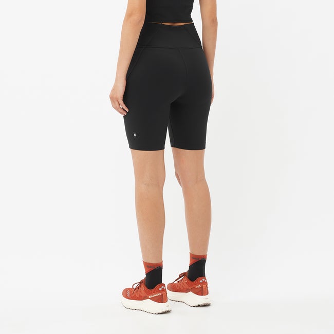 【SALOMON】 Shakeout Core Short Tights 6 Inch W /追跡付 Salomon Shakeout 6in Short Tight - Women's - Clothing